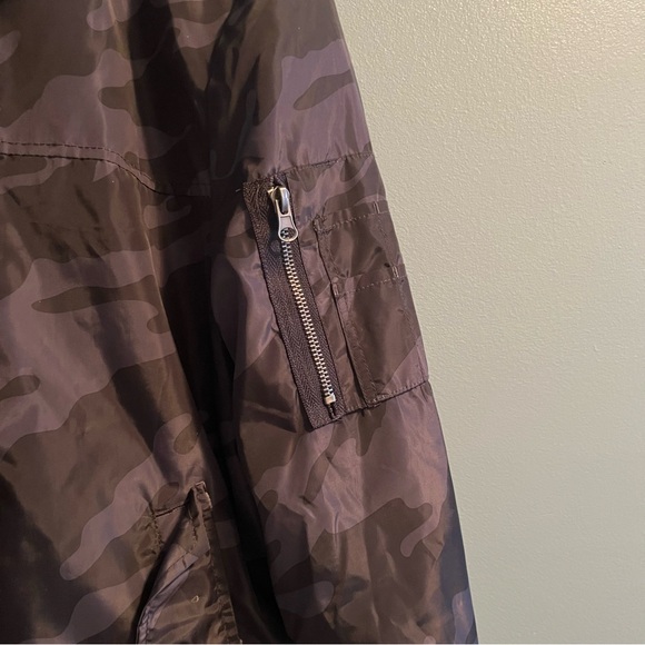 Primark Faux Fur Camouflage Jacket - Picture 5 of 10